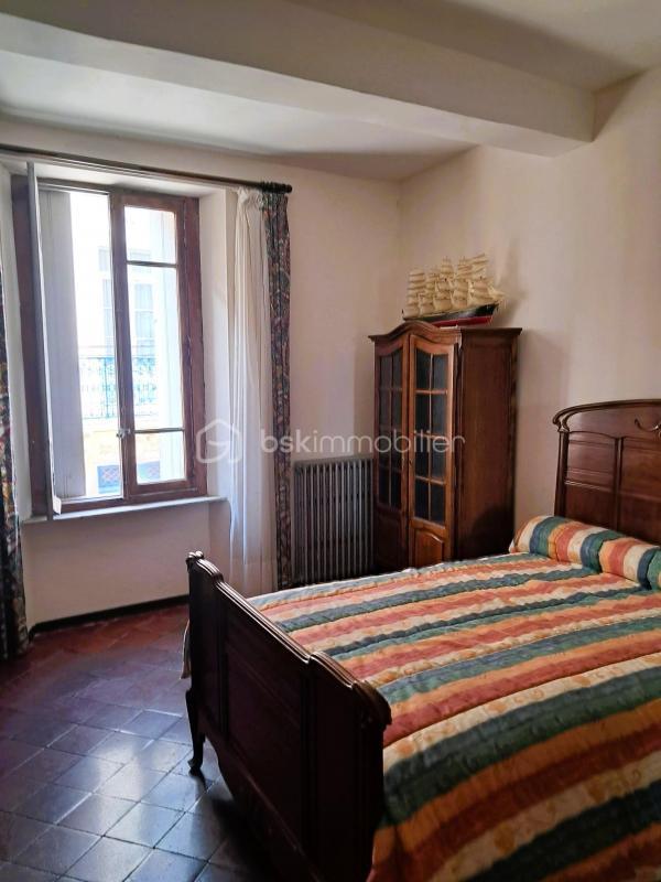 Demeure - 306 m² - 11 pièces