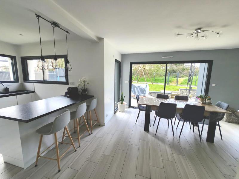Maison contemporaine - 140 m² - 6 pièces