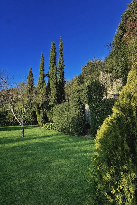 Demeure - 401 m² - 12 pièces