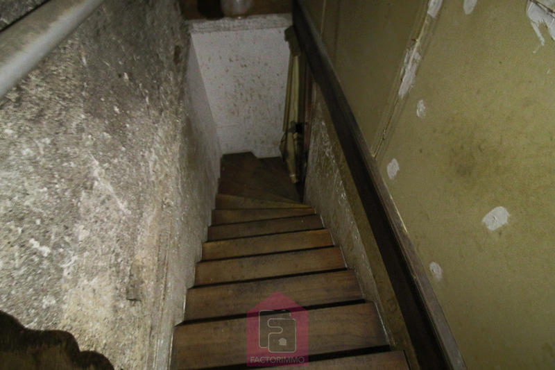 Immeuble - 300 m² - 5 pièces