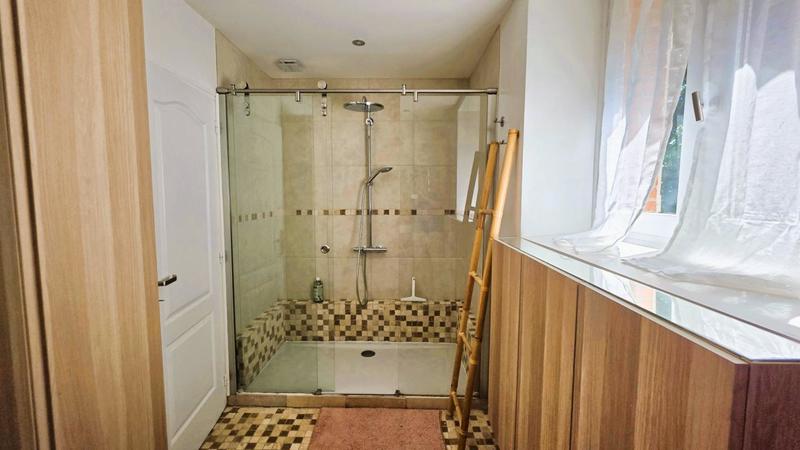 Demeure - 315 m² - 10 pièces