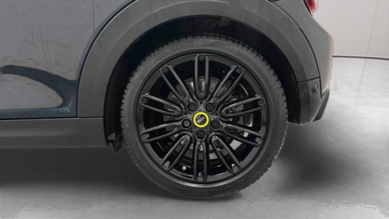 Mini 3 portes Hatch Electric F56 Bev Lci Cooper se 184 ch Finition Mini Yours