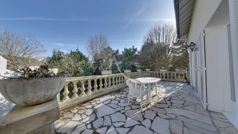 Maison - 156 m² - 6 pièces