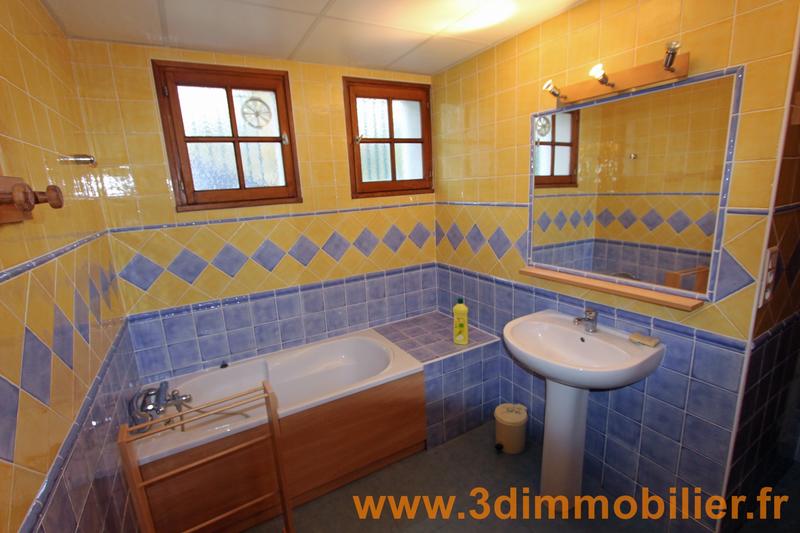 Maison - 306 m² - 10 pièces