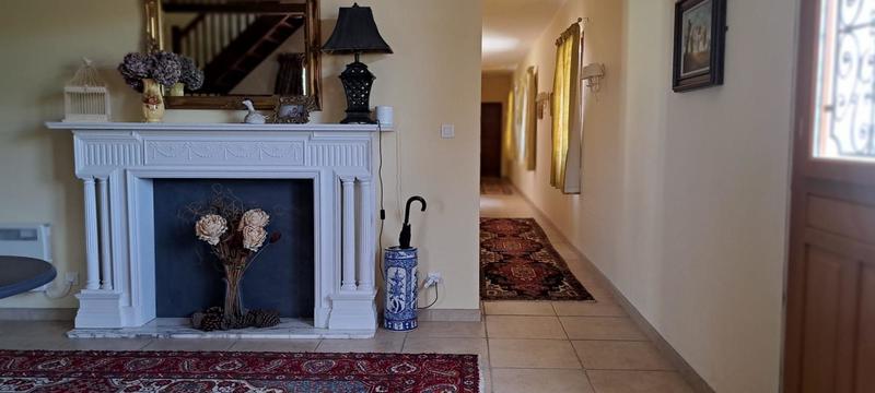 Maison - 400 m² - 8 pièces