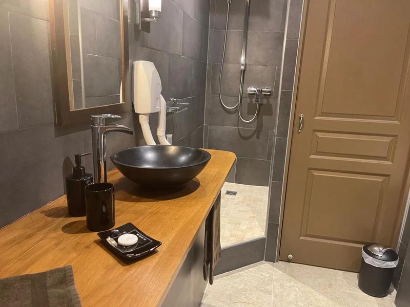 Maison de maîtres - 900 m² - 14 pièces