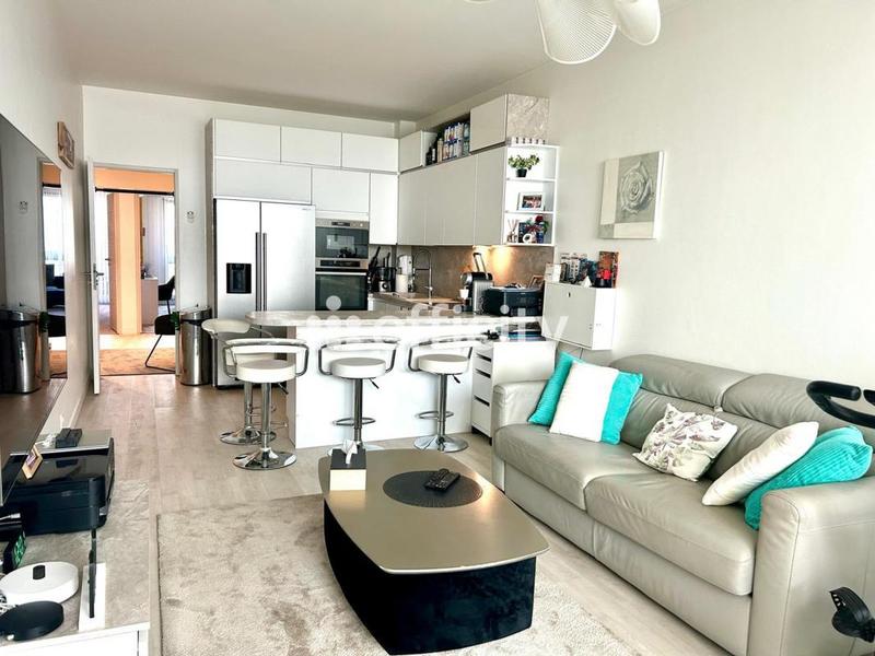 Appartement - 65 m² - 3 pièces