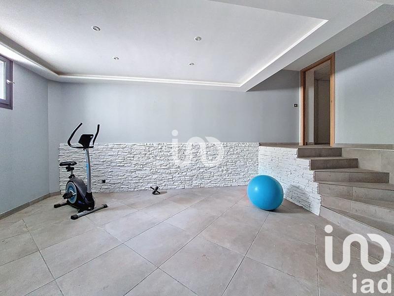 Maison - 354 m² - 7 pièces