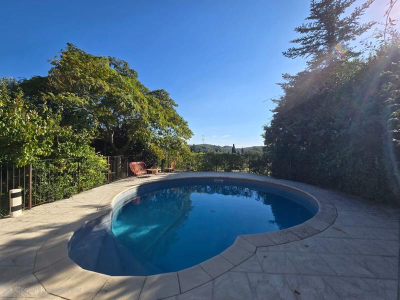 Maison ancienne - 150 m² - 6 pièces