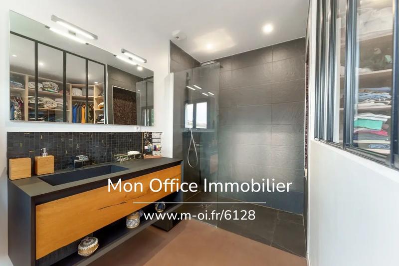 Maison - 146 m² - 5 pièces