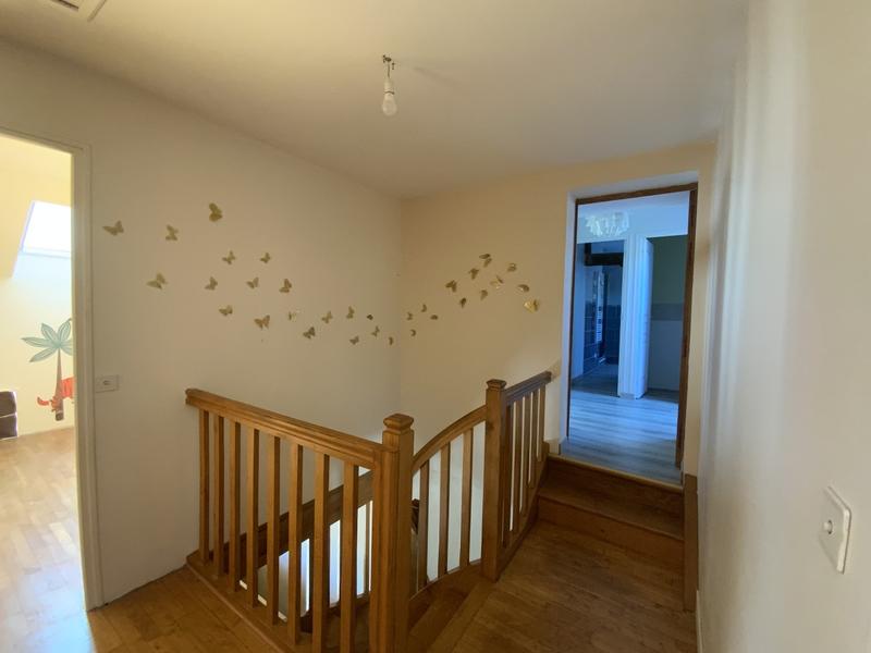 Maison - 196 m² - 6 pièces