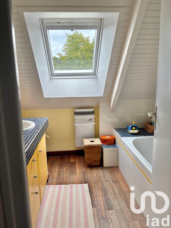 Maison - 105 m² - 7 pièces