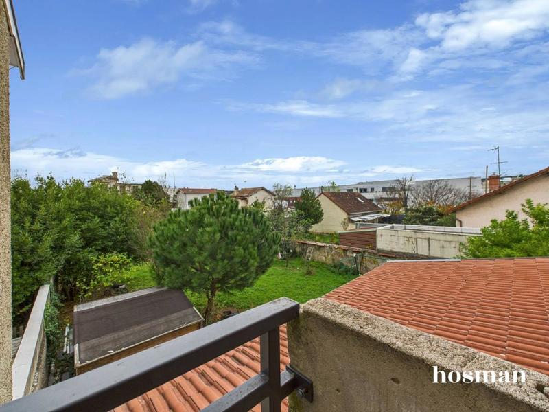 Maison - 93 m² - 4 pièces