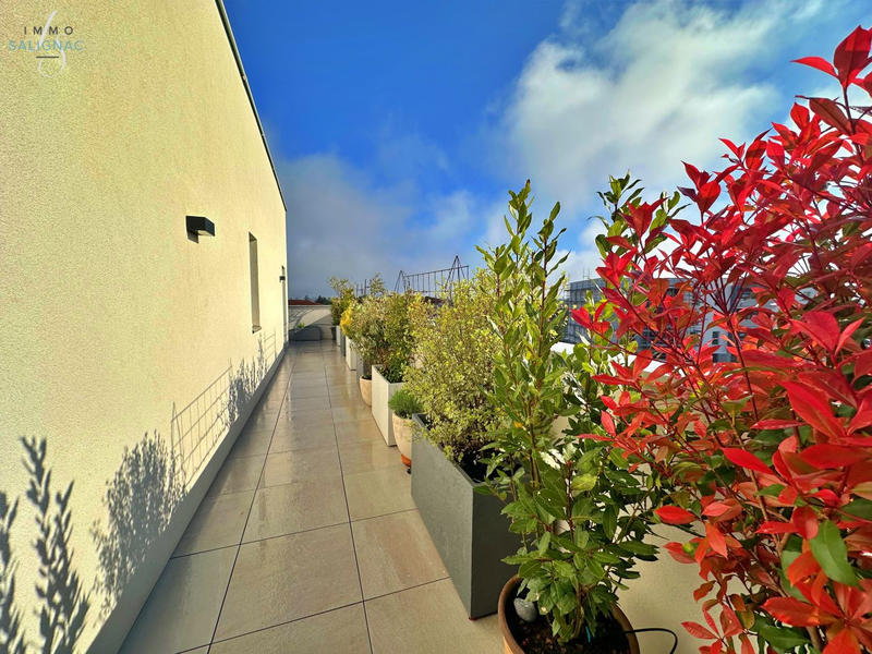 Appartement - 92 m² - 4 pièces