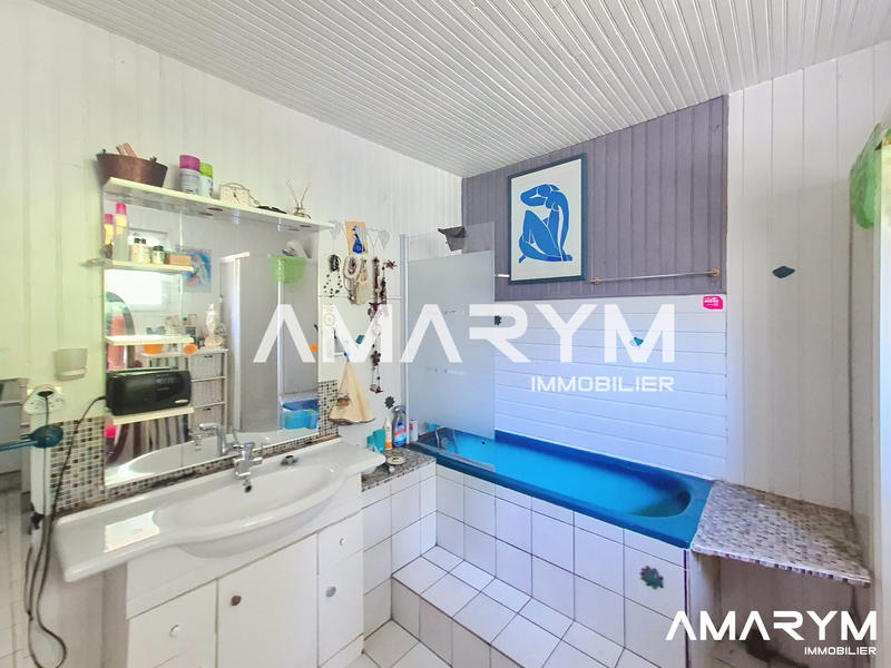 Maison traditionnelle - 143 m² - 8 pièces