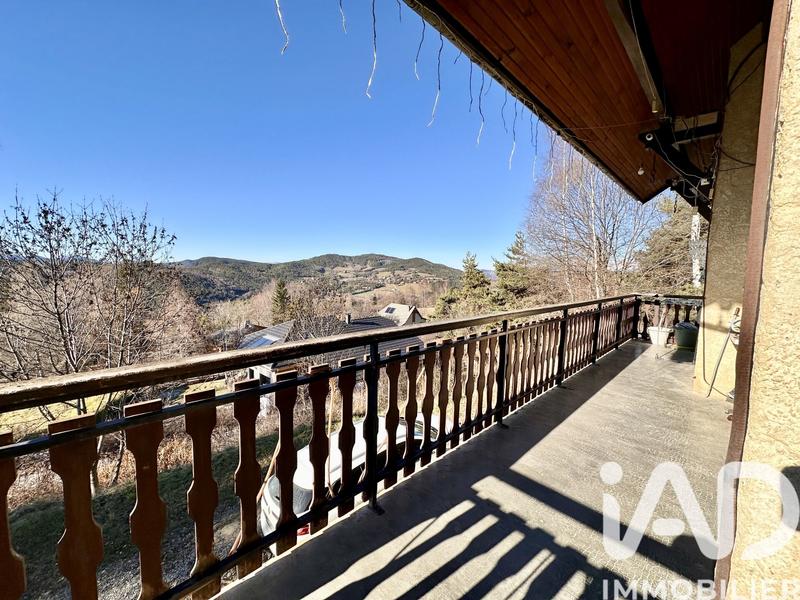 Maison - 124 m² - 6 pièces