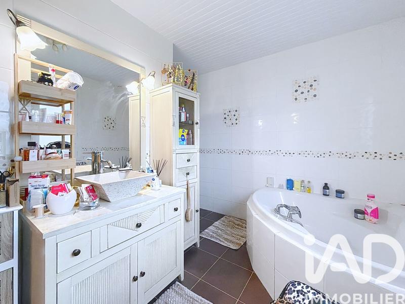 Maison - 157 m² - 8 pièces