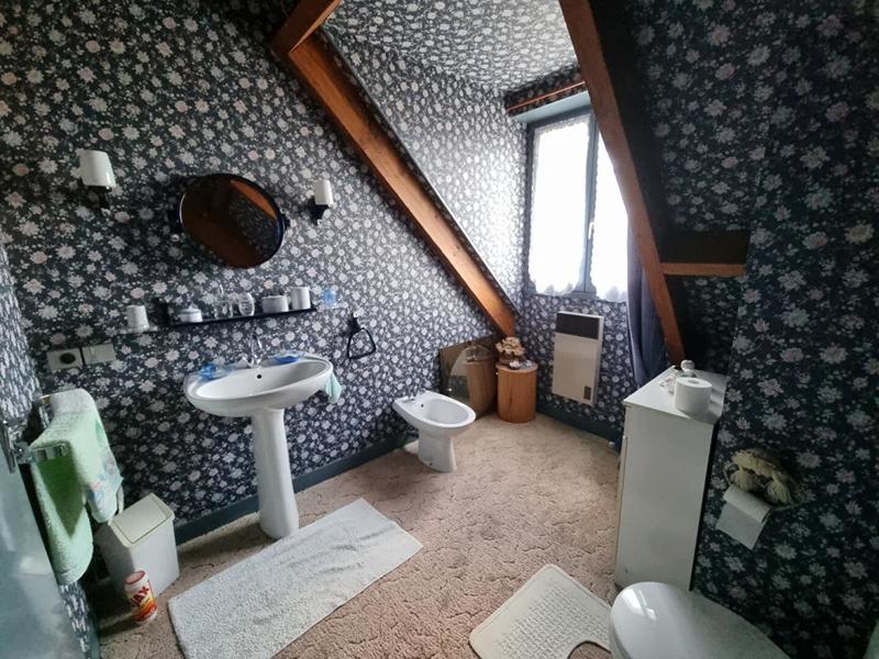 Maison - 156 m² - 8 pièces