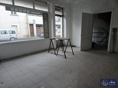 Maison ancienne - 186 m² - 10 pièces