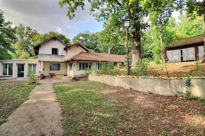 Maison - 147 m² - 6 pièces