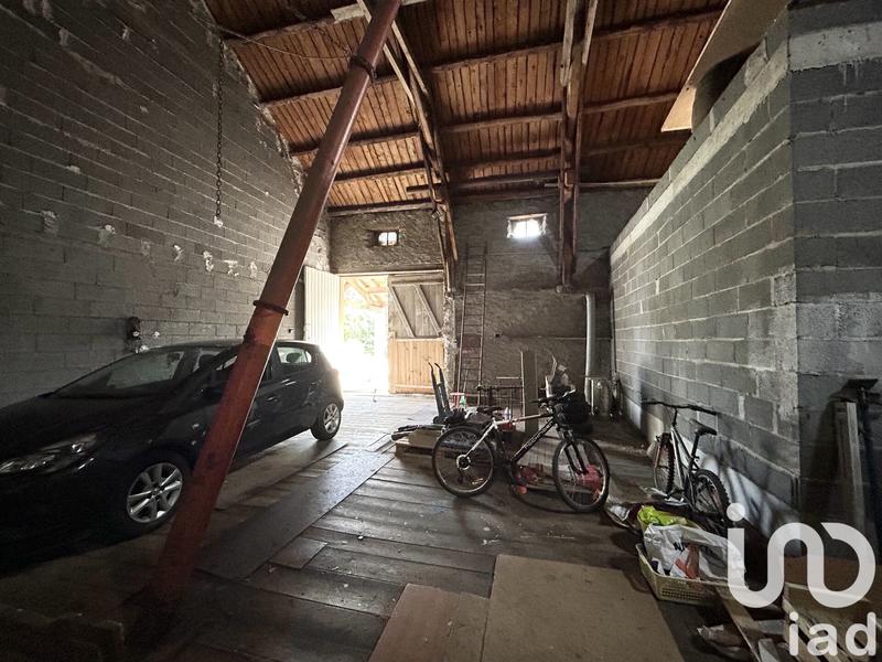 Maison - 186 m² - 8 pièces