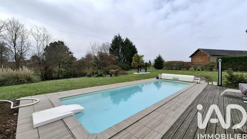 Maison - 98 m² - 4 pièces