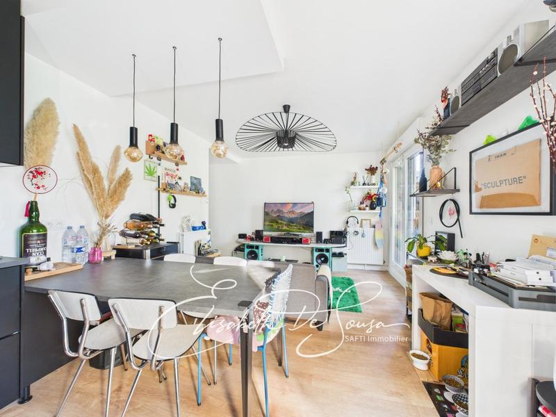 Appartement - 61 m² - 3 pièces