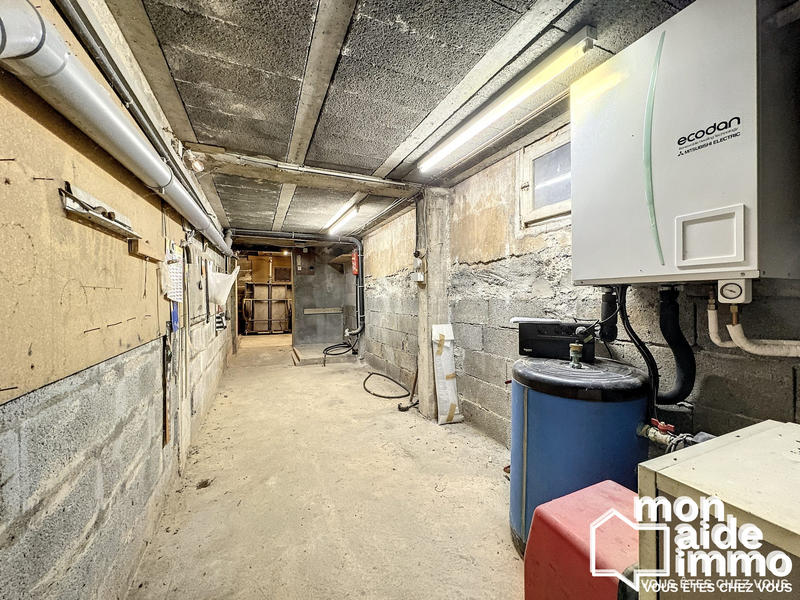 Maison - 160 m² - 10 pièces