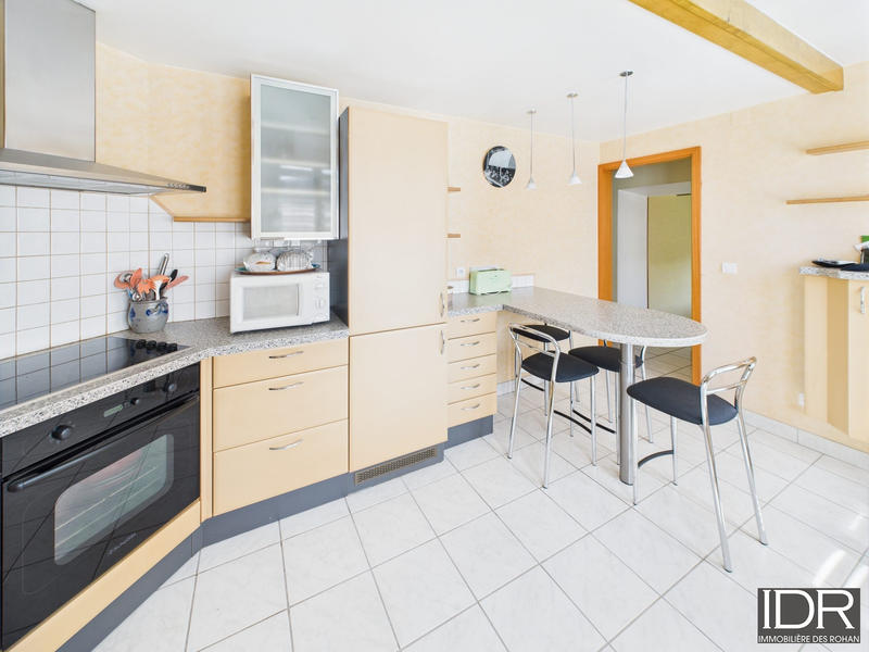 Maison - 135 m² - 6 pièces