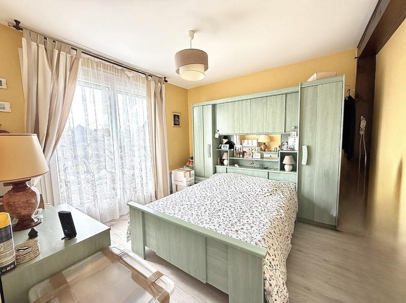 Maison - 99 m² - 5 pièces