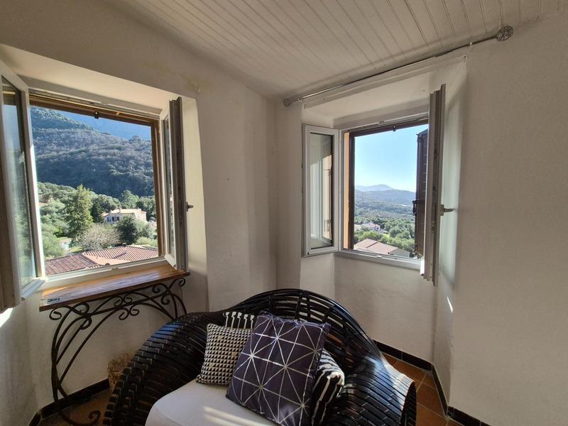 Maison de village - 130 m² - 6 pièces