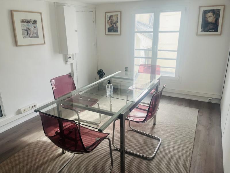 Bureau - 77 m² - 4 pièces