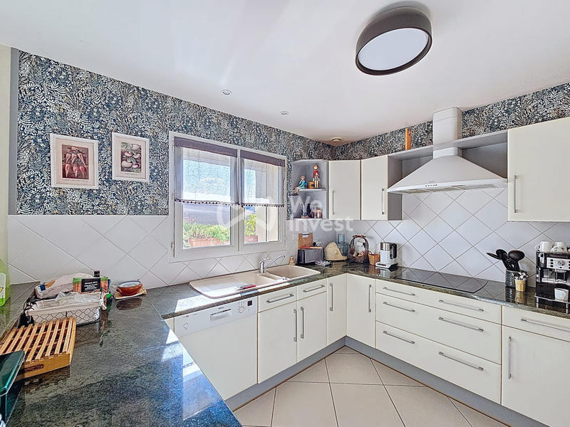 Maison ancienne - 374 m² - 14 pièces