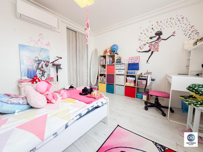 Maison - 107 m² - 6 pièces