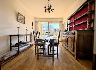 Appartement - 95 m² - 3 pièces