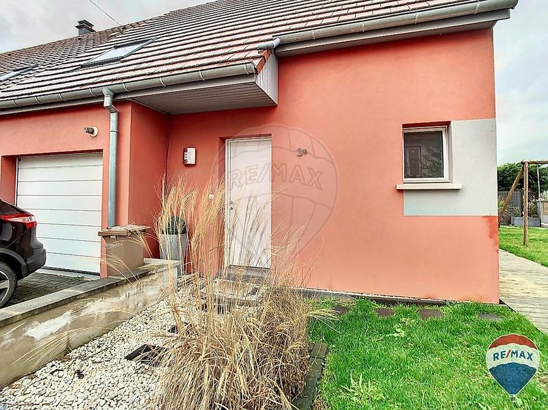 Maison - 92 m² - 4 pièces
