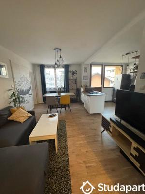 Chambre - 9 m² - 1 pièce