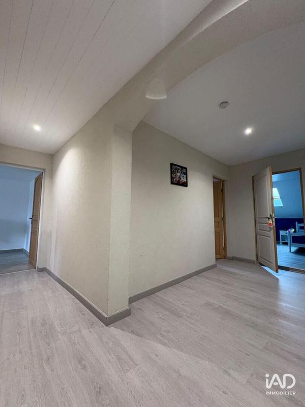 Maison - 184 m² - 5 pièces