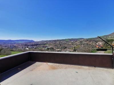 Maison - 78 m² - 5 pièces