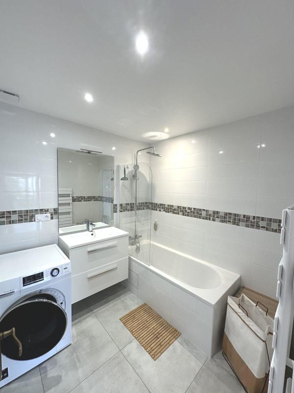 Appartement - 86 m² - 4 pièces