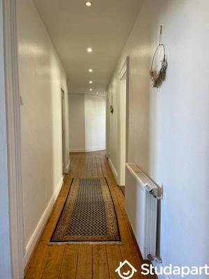 Chambre - 13 m² - 1 pièce