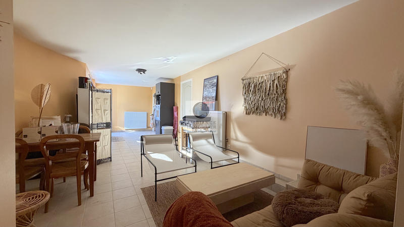 Maison - 258 m² - 7 pièces