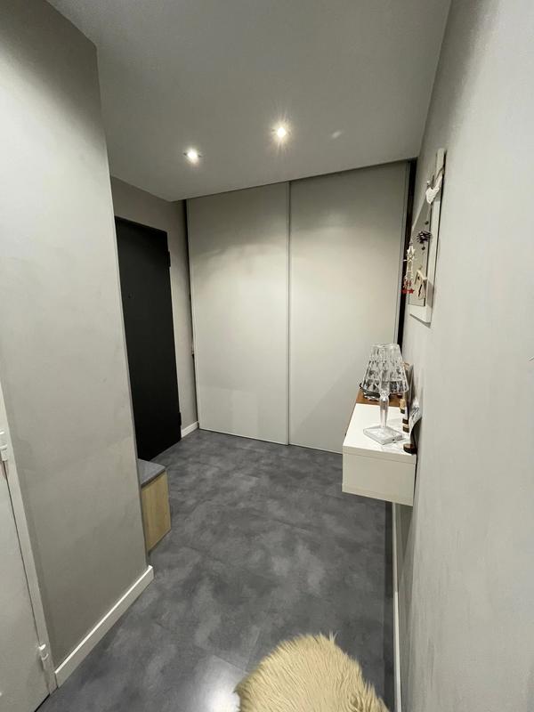 Appartement - 93 m² - 4 pièces