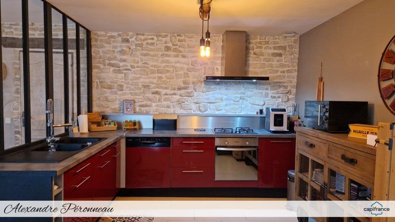 Maison - 224 m² - 8 pièces