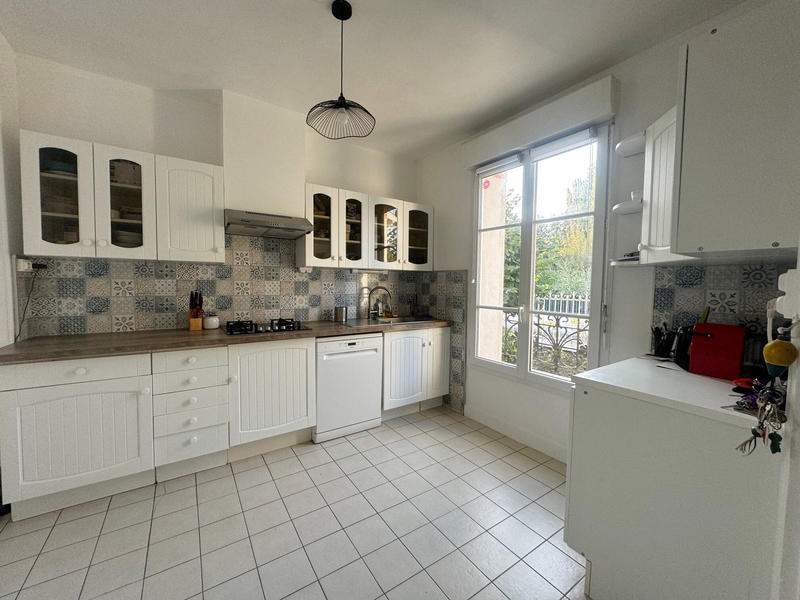 Maison - 145 m² - 7 pièces