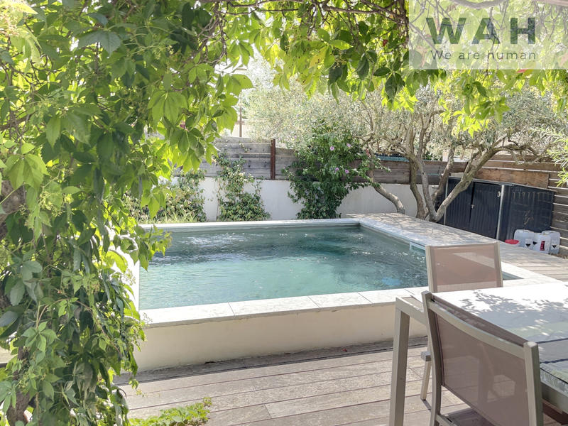 Maison - 95 m² - 4 pièces