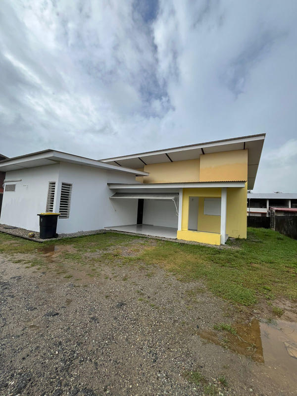 Maison - 101 m² - 4 pièces