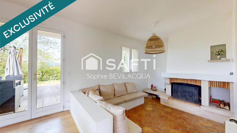 Maison - 215 m² - 9 pièces