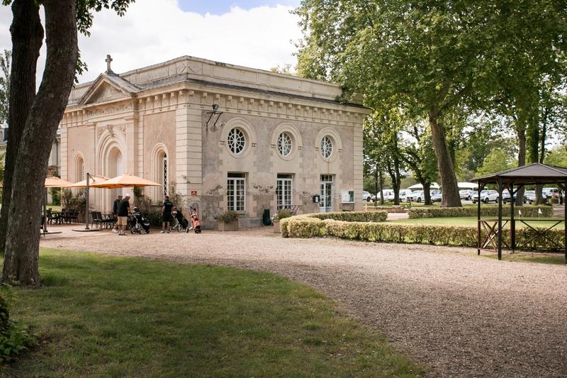 Manoir - 2 000 m² - 60 pièces