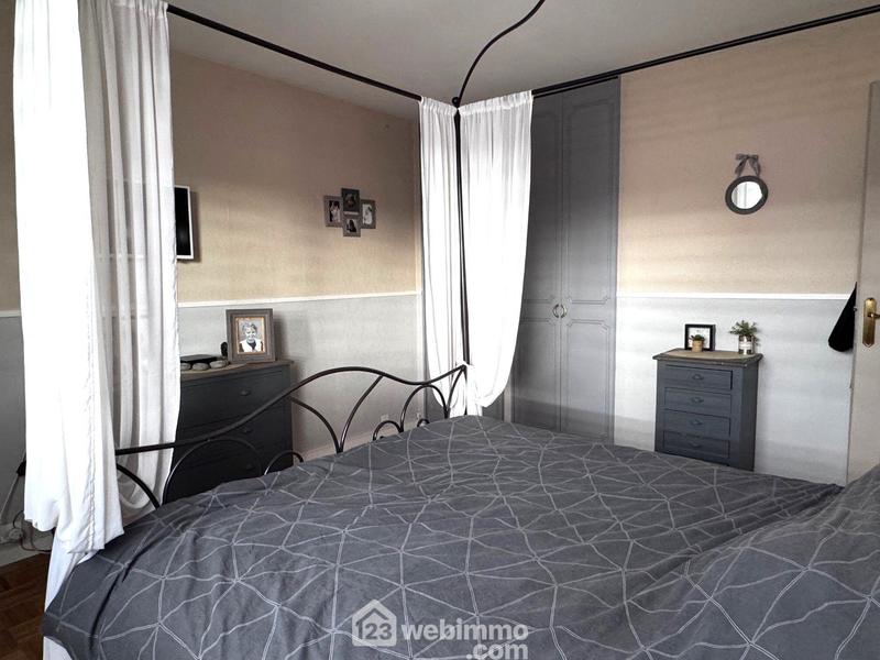 Maison - 98 m² - 5 pièces